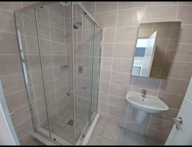 1 BEDROOM PROPERTY TO RENT IN GREENBAY ECO ESTATE